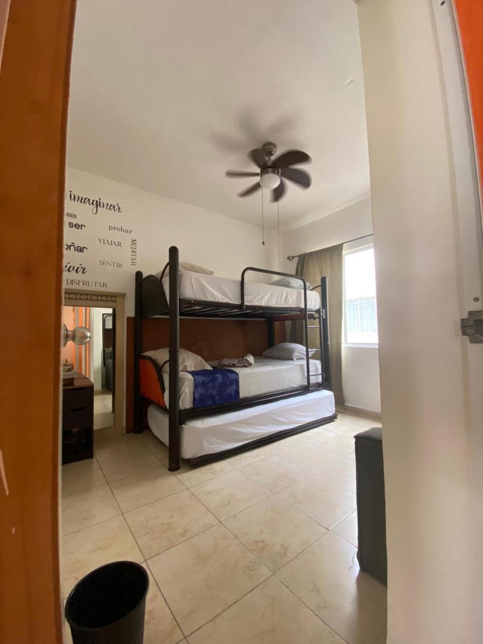 Apartamento En Fraccionamiento Privado 6 Personas Con Piscina Cerca De La Playa Playa del Carmen Kültér fotó